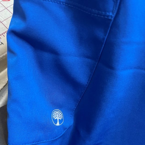 Royal Blue Scrub Set - Picture 13 of 16